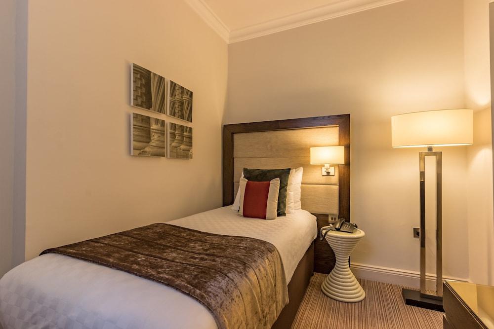 Thistle London Holborn Екстер'єр фото